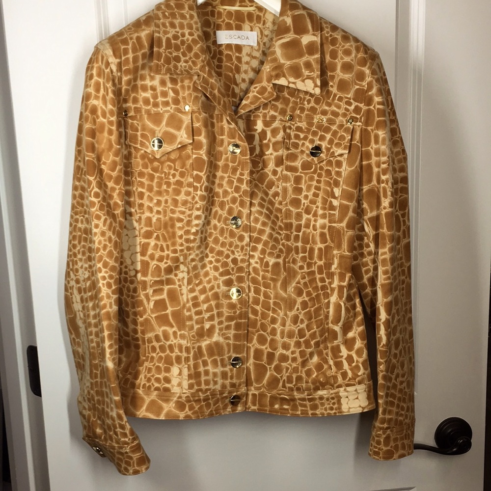 Escada 42 Two Piece Suit Set Jacket Pants in animal print